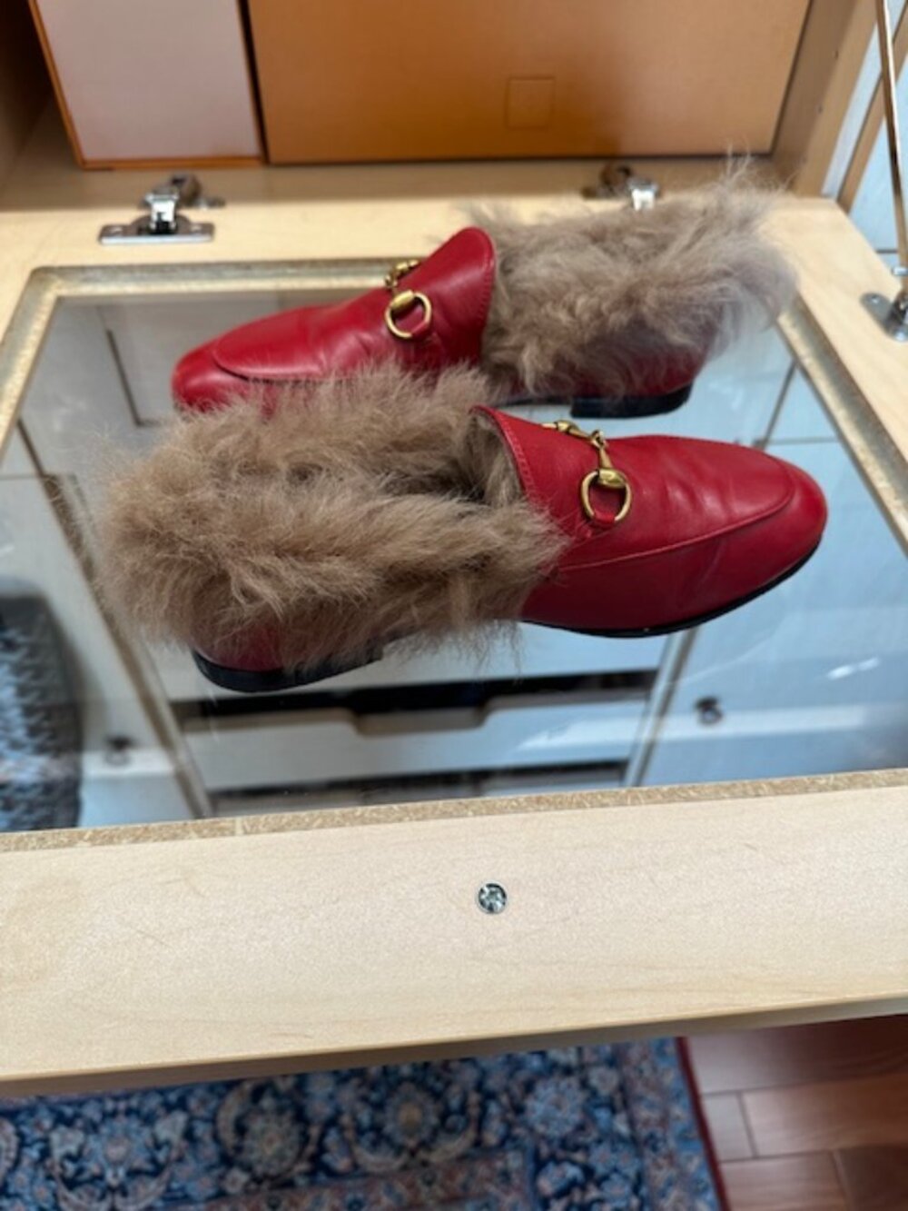 Gucci Red Leather Horse bit Accent Shoes